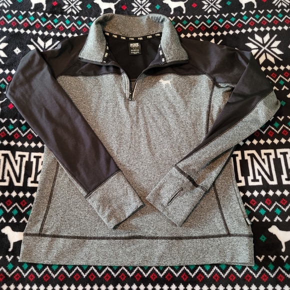 ❌SOLD❌VS Ultimate Half Zip Size Large - NWOT - Picture 2 of 6